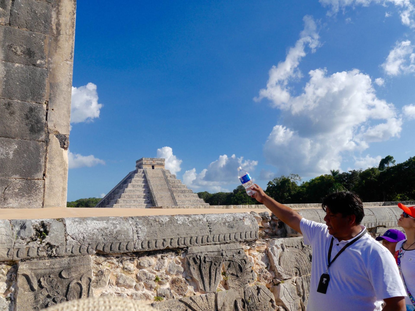 chichen-itza-ruins-guide