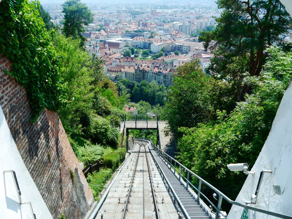 schlossberg-funicular-graz