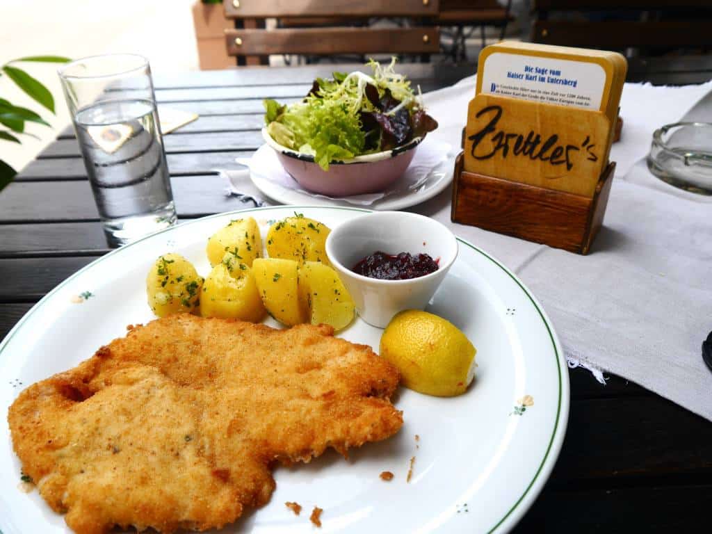 chicken-schnitzel-salzburg