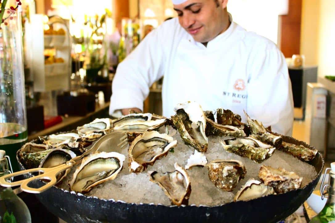 doha-st-regis-brunch-oysters_1024