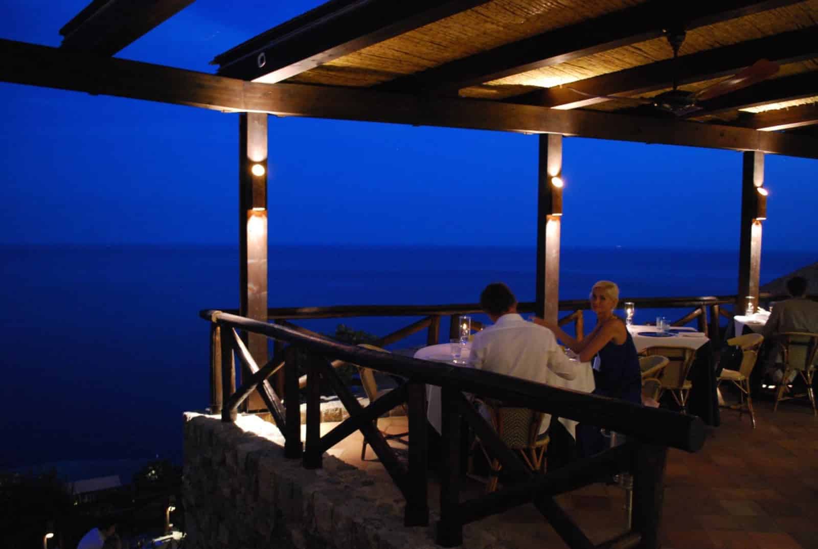 monastero-santa-rosa-amalfi-restaurant