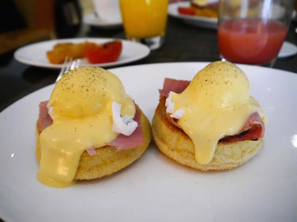 one-aldwych-hotel-london-eggs-benedict