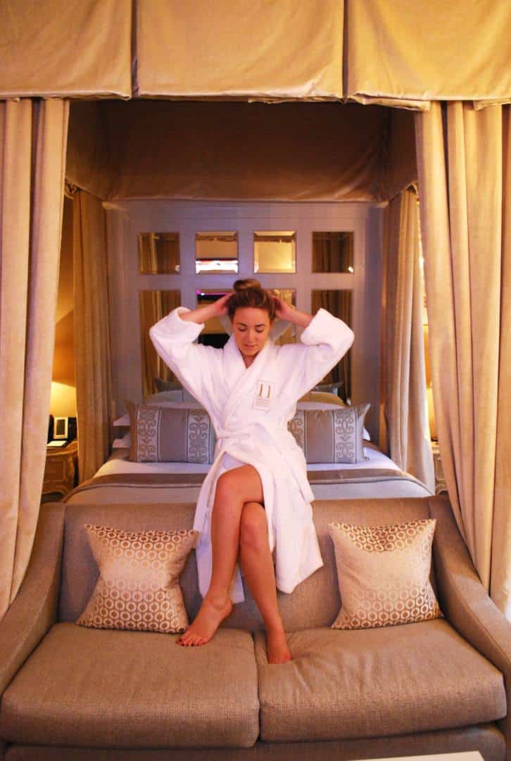 the-travelista-travel-blog-11-cadogan-gardens-bed-london