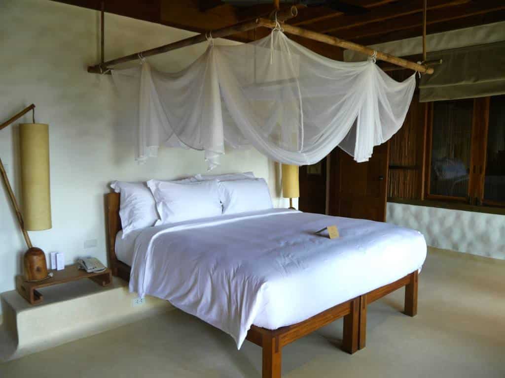 six-senses-ninh-van-bay-beach-villa-bedroom