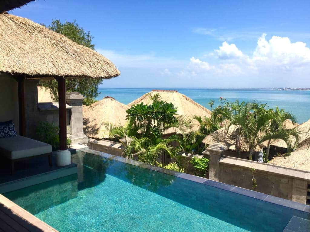 four-seasons-jimbaran-bay-bali-pool