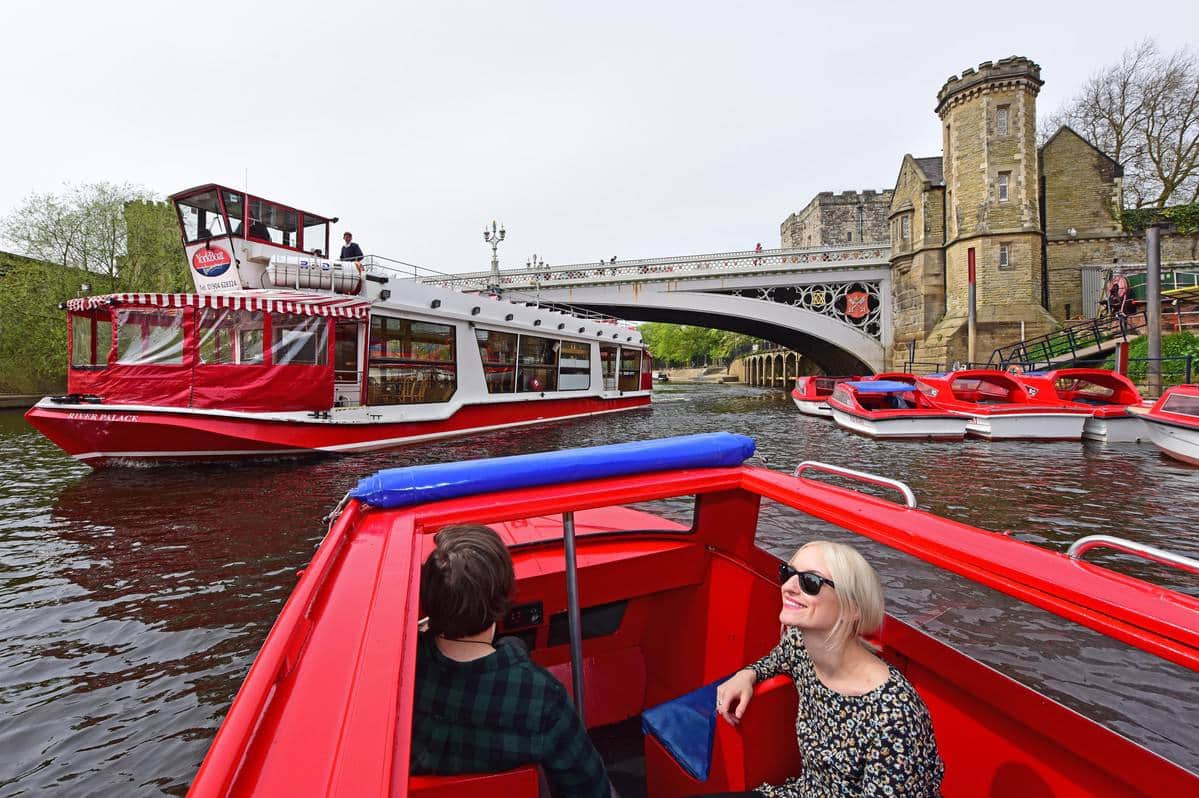 little-red-boat-york